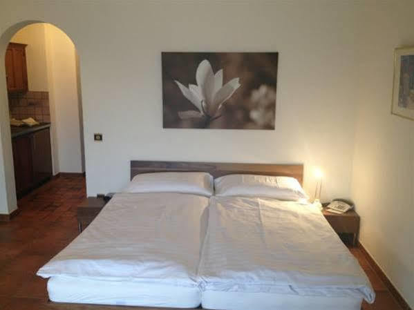 Aparthotel Al Lago Locarno Eksteriør billede