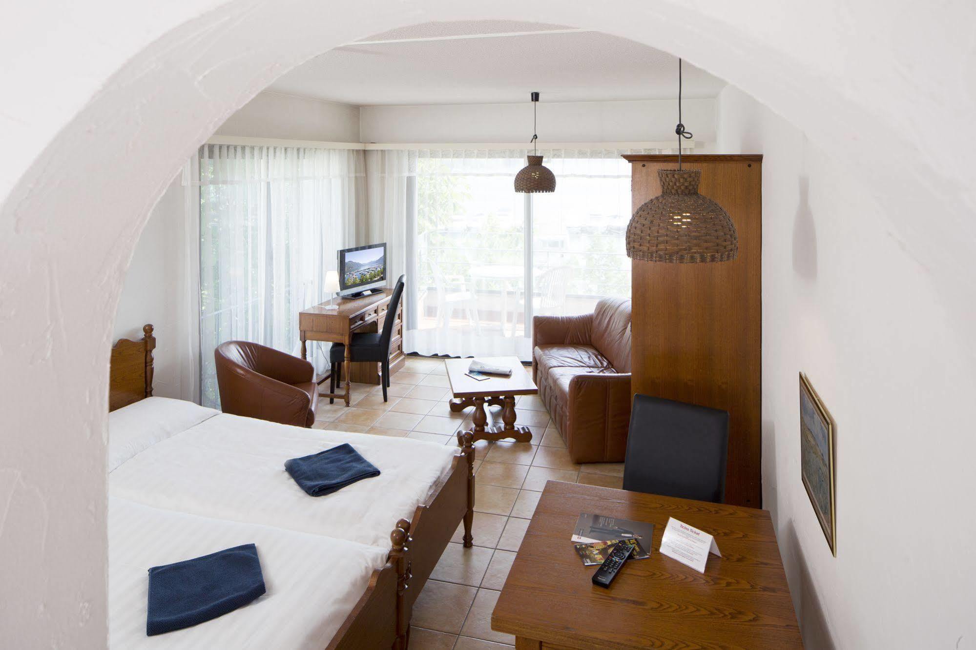 Aparthotel Al Lago Locarno Eksteriør billede